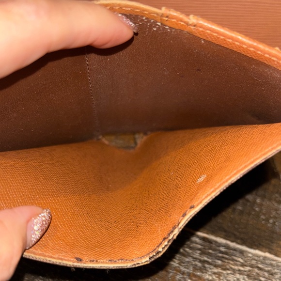 Louis Vuitton Vintage Monogram Kisslock Wallet (c. 1998) - Picture 7 of 10